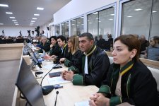 Ermənistan silahlı qüvvələrinin hücumları nəticəsində yaralanmış, mina qurbanı olmuş, evləri dağılmış şəxslər məhkəmədə ifadə veriblər (FOTO)
