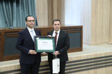 "Üfüq” Karyera İnkişaf Proqramının qaliblərinin təltif olunma mərasimi keçirilib (FOTO)