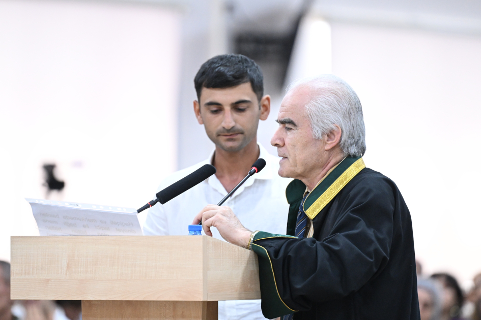 Ermənistan silahlı qüvvələrinin hücumları nəticəsində yaralanmış, mina qurbanı olmuş, evləri dağılmış şəxslər məhkəmədə ifadə veriblər (FOTO)