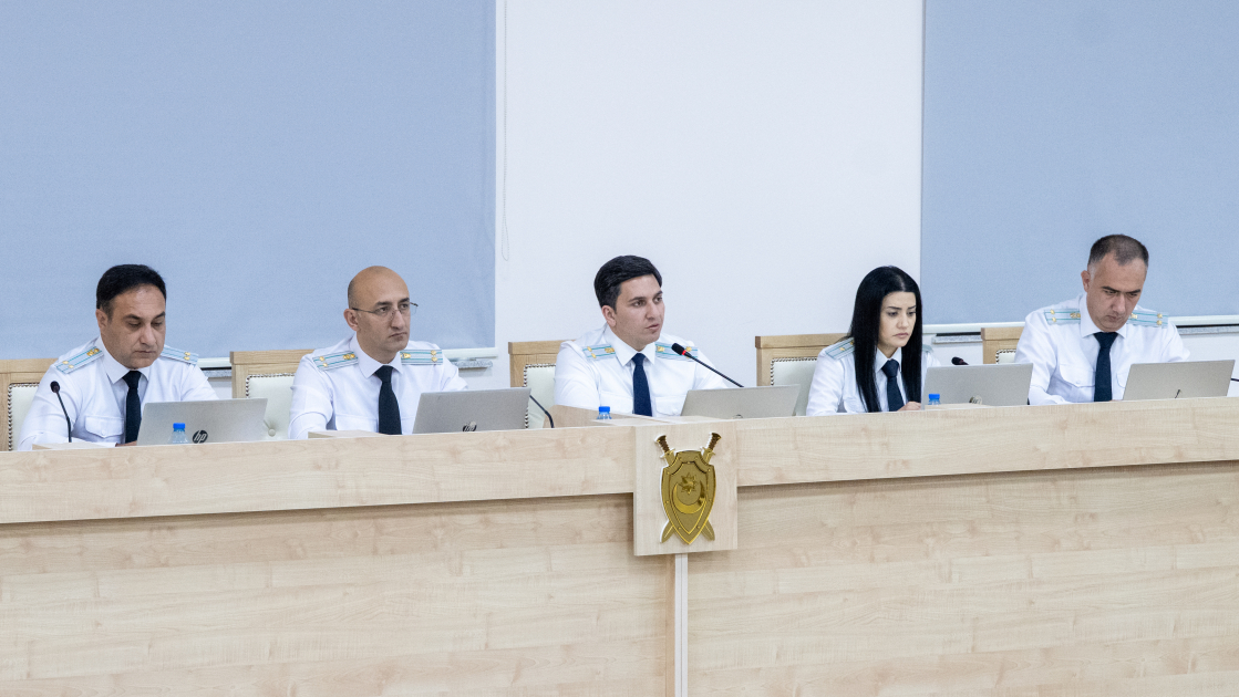 Ermənistan silahlı qüvvələrinin hücumları nəticəsində yaralanmış, mina qurbanı olmuş, evləri dağılmış şəxslər məhkəmədə ifadə veriblər (FOTO)