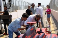 “Formula 1” Azərbaycan Qran-Prisinə hazırlıq məqsədilə marşallar üçün təlimlər keçirilib (FOTO)