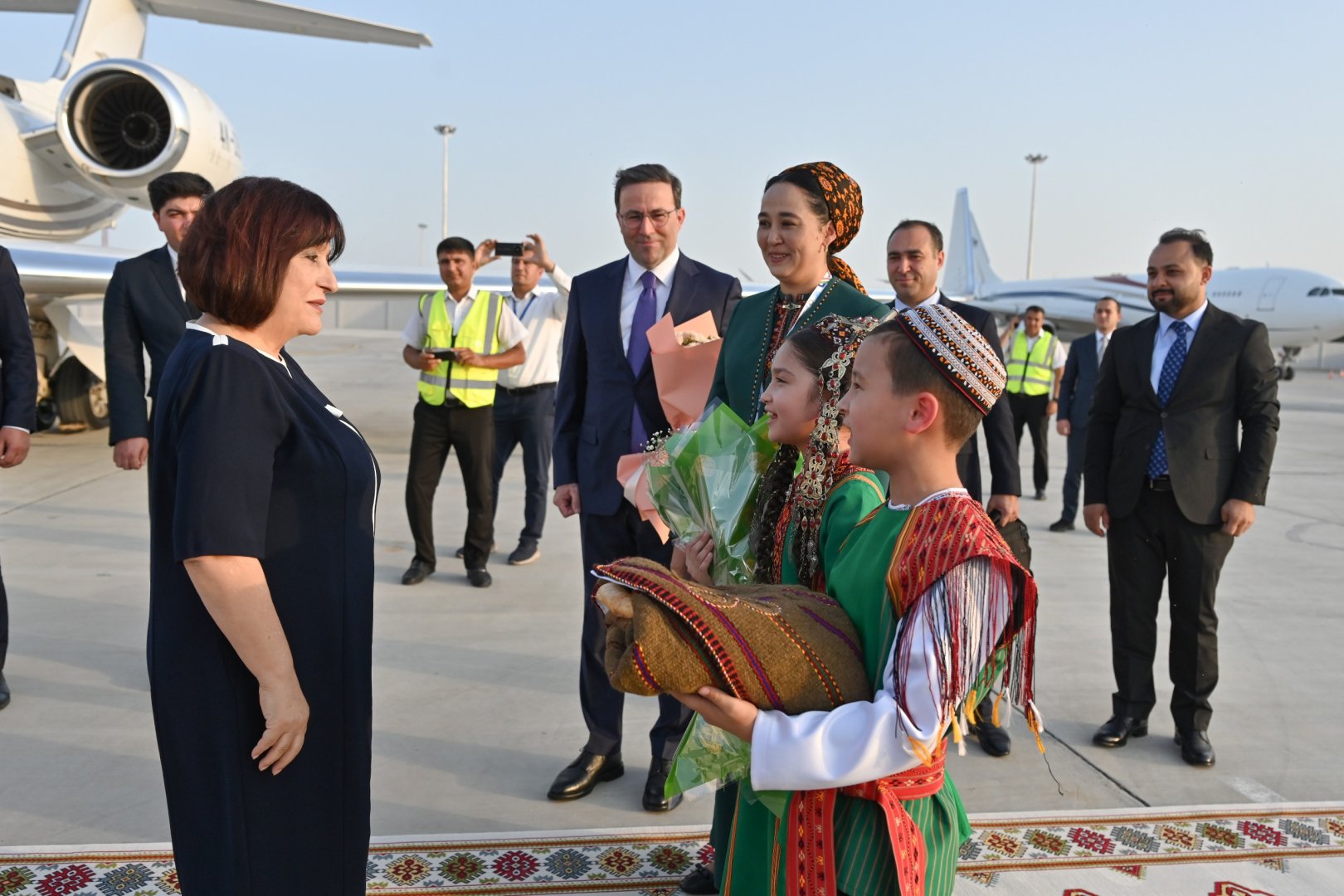 Sahibə Qafarova Türkmənistana işgüzar səfərə gəlib (FOTO)
