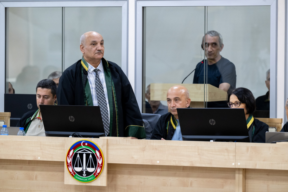Ermənistan silahlı qüvvələrinin hücumları nəticəsində yaralanmış, mina qurbanı olmuş, əsirlikdə və girovluqda saxlanılmış şəxslər məhkəmədə ifadə veriblər (FOTO)