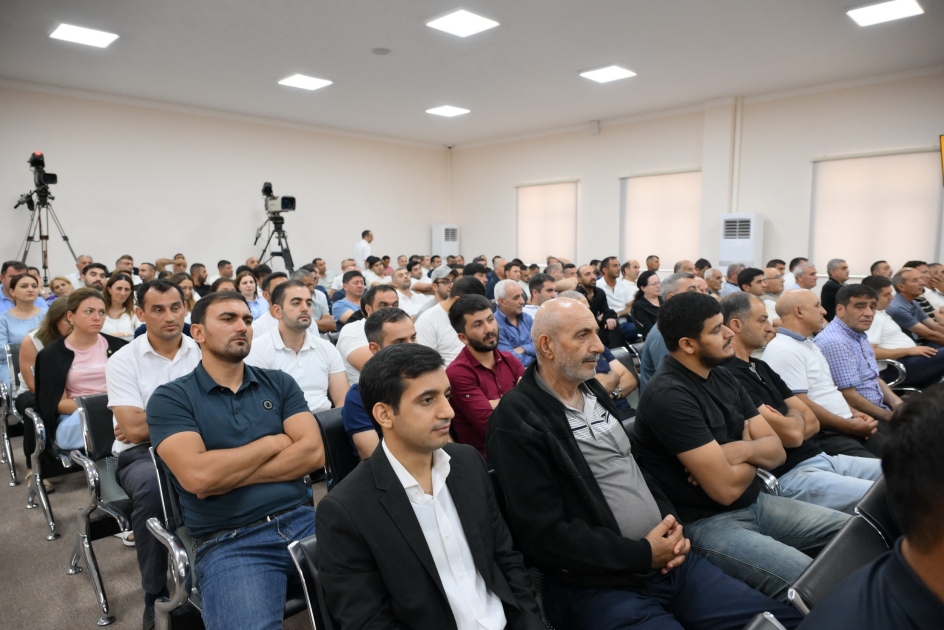 Ermənistan silahlı qüvvələrinin hücumları nəticəsində yaralanmış, mina qurbanı olmuş, əsirlikdə və girovluqda saxlanılmış şəxslər məhkəmədə ifadə veriblər (FOTO)