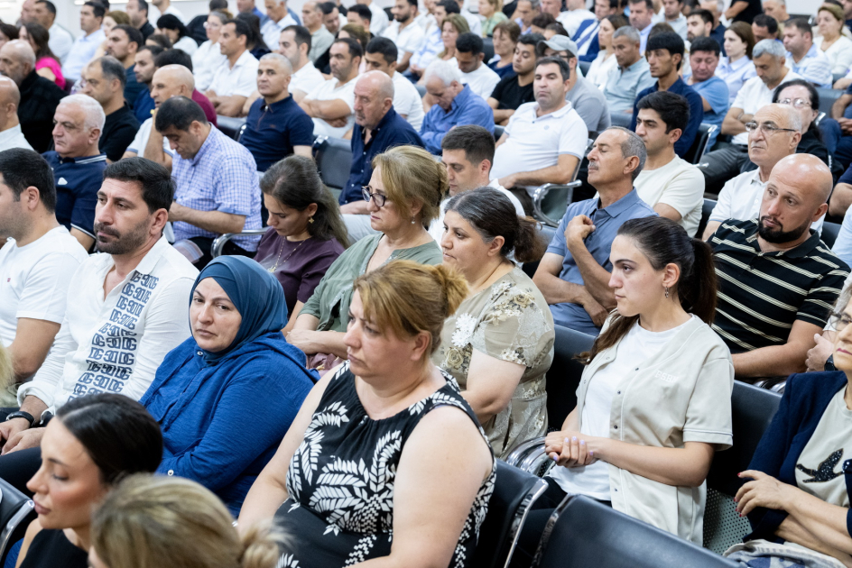Ermənistan silahlı qüvvələrinin hücumları nəticəsində yaralanmış, mina qurbanı olmuş, əsirlikdə və girovluqda saxlanılmış şəxslər məhkəmədə ifadə veriblər (FOTO)