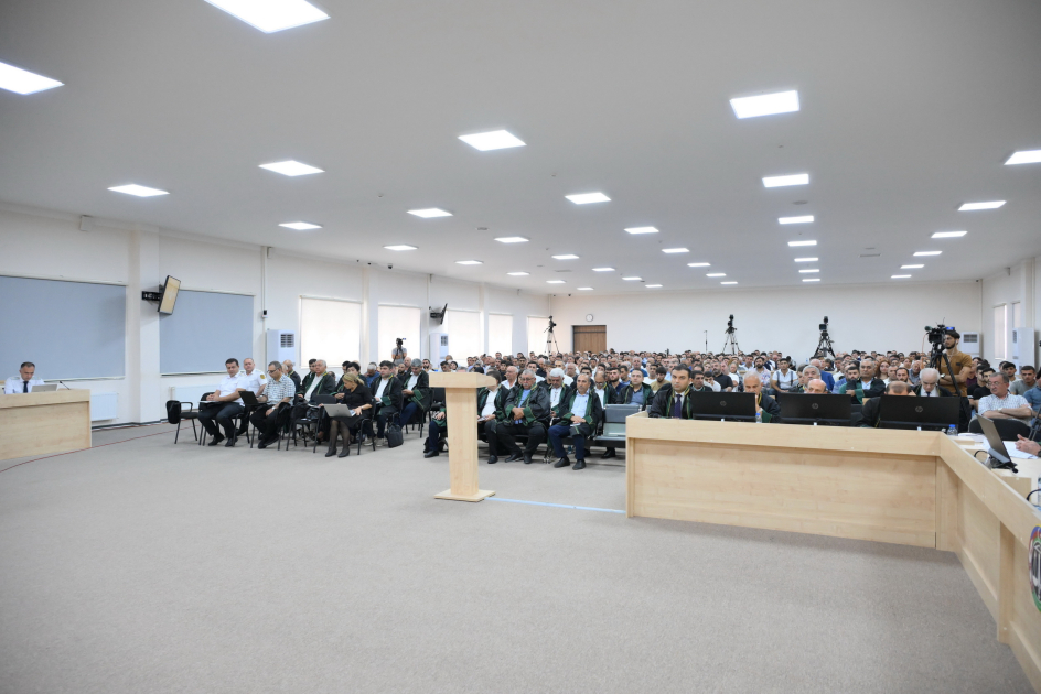 Ermənistan silahlı qüvvələrinin hücumları nəticəsində yaralanmış, mina qurbanı olmuş, əsirlikdə və girovluqda saxlanılmış şəxslər məhkəmədə ifadə veriblər (FOTO)
