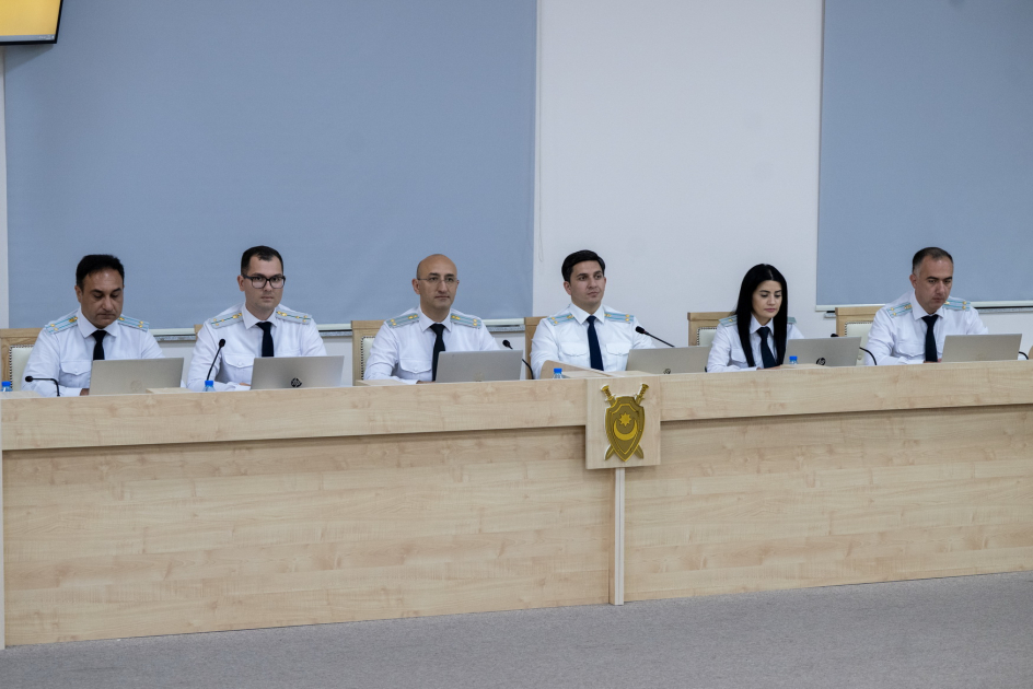 Ermənistan silahlı qüvvələrinin hücumları nəticəsində yaralanmış, mina qurbanı olmuş, əsirlikdə və girovluqda saxlanılmış şəxslər məhkəmədə ifadə veriblər (FOTO)