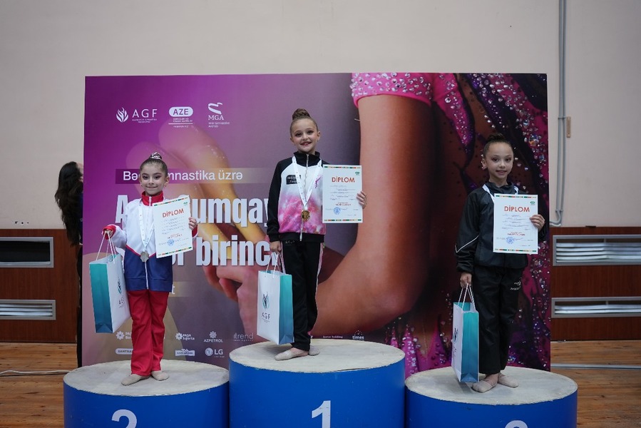 Bədii gimnastika üzrə Sumqayıt şəhər birinciliyi başa çatıb (FOTO)