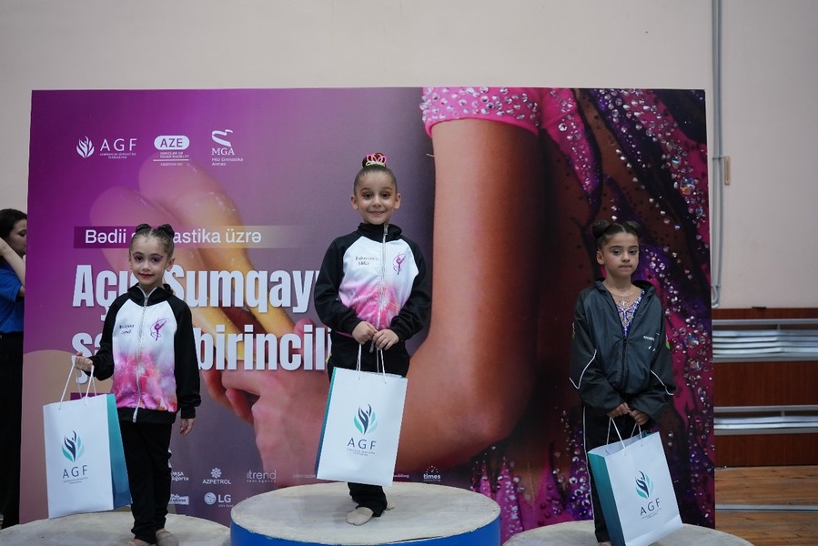 Bədii gimnastika üzrə Sumqayıt şəhər birinciliyi başa çatıb (FOTO)