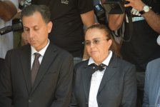 Xalq yazıçısı Elçin Əfəndiyev I Fəxri xiyabanda dəfn olunub (FOTO) (YENİLƏNİB)