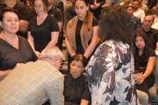 Xalq yazıçısı Elçin Əfəndiyevin nəşi Fəxri xiyabana yola salınıb (FOTO) (YENİLƏNİB)