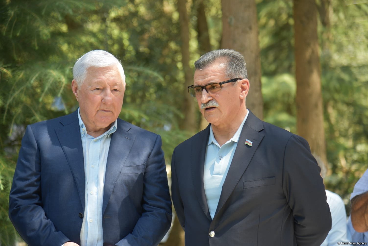 Xalq yazıçısı Elçin Əfəndiyev I Fəxri xiyabanda dəfn olunub (FOTO) (YENİLƏNİB)