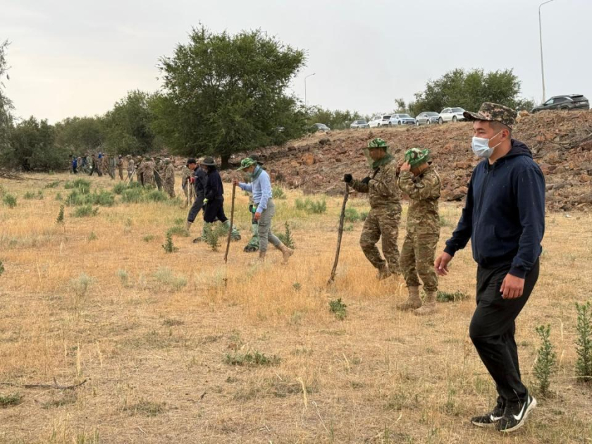 Qazaxıstanda itkin düşən helikopterin axtarışları 11 gündür davam edir (FOTO)