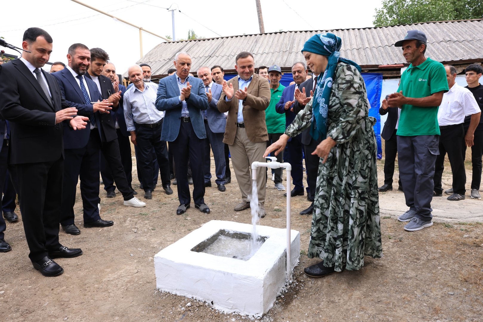 İcmalarda təmiz su təchizatı imkanlarının yaxşılaşdırılması (FOTO)