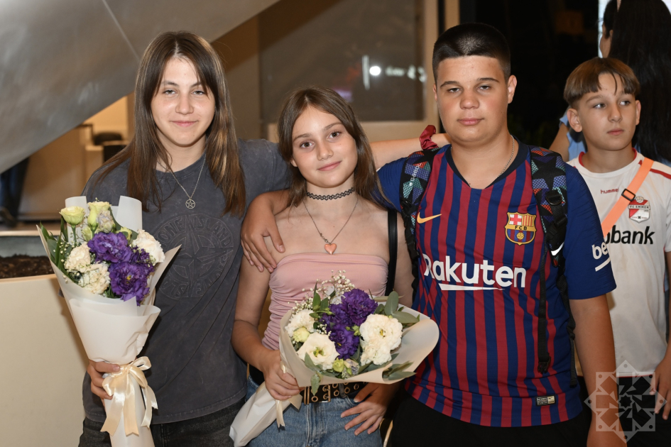 Daha 30 ukraynalı uşaq reabilitasiya məqsədilə Azərbaycana gətirilib (FOTO)