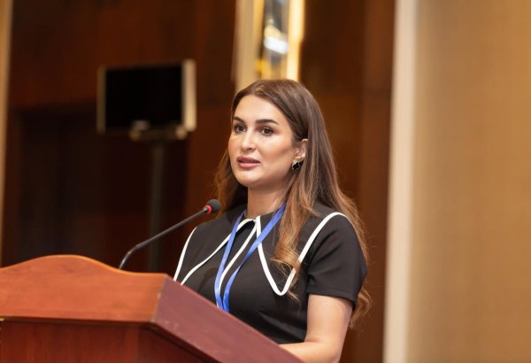 Qarabağ Universitetinin mətbuat katibi işindən ayrıldı