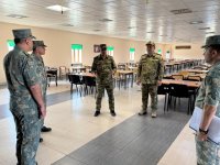 Hərbi prokurorun hərbi qulluqçularla görüşü keçirilib (FOTO)