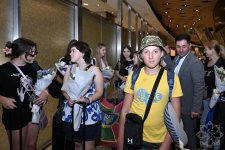 Daha 30 ukraynalı uşaq reabilitasiya məqsədilə Azərbaycana gətirilib (FOTO)