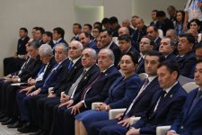 Əli Əsədov Türkmənbaşıda Mərkəzi Asiya ölkələrinin Dövlət başçılarının 7-ci məşvərət görüşünə hazırlıq iclasında iştirak edib (FOTO)