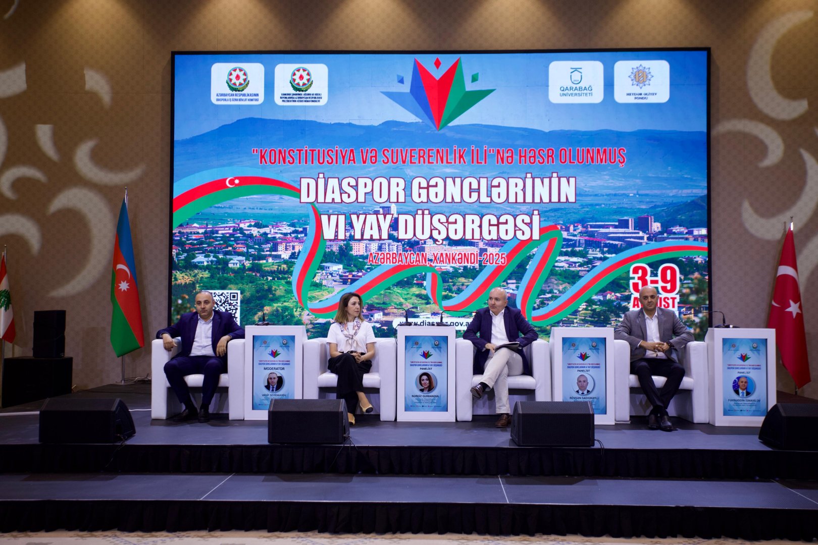 Diaspor gənclərinə Azərbaycanın xarici siyasətindən və ictimai diplomatiyadan bəhs olunub (FOTO)