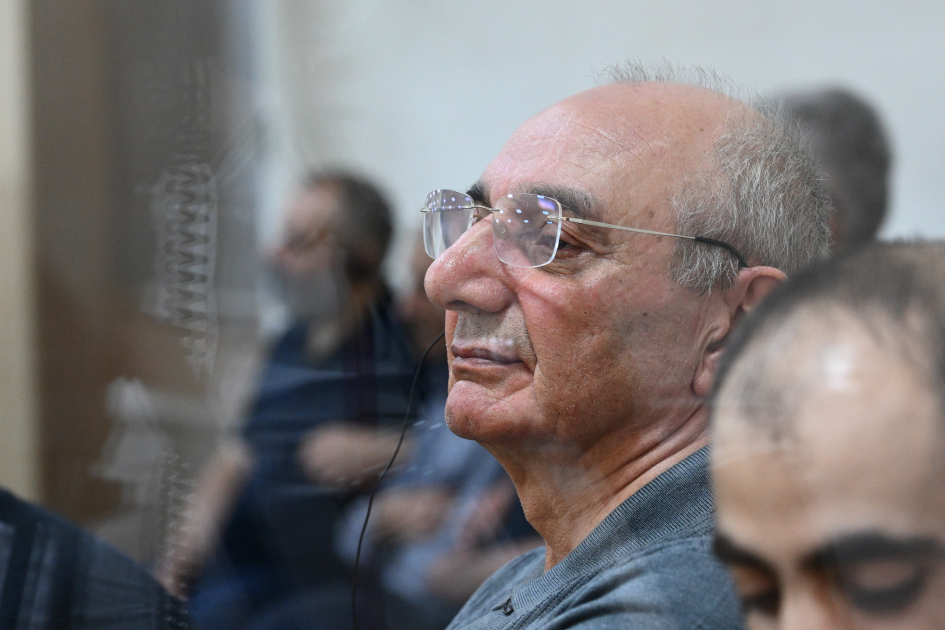 Ermənistan silahlı qüvvələrinin hücumları nəticəsində yaralanmış, mina qurbanı olmuş, əsirlikdə işgəncələrə məruz qalmış şəxslər məhkəmədə ifadə veriblər (FOTO)
