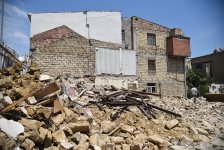 “Sovetski”də söküntü işlərinə başlanıldı (FOTO/VİDEO)