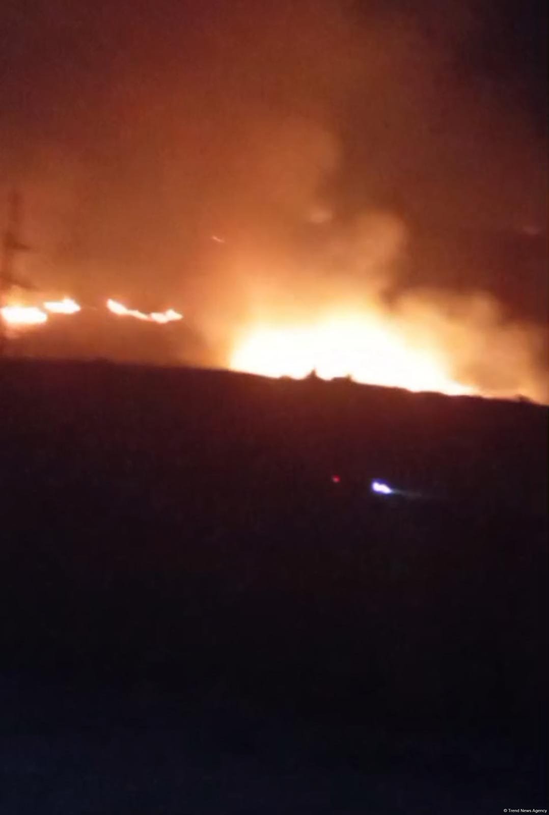 Yanğın baş verən ərazilərə əlavə kömək cəlb olunub (FOTO) (ƏLAVƏ OLUNUB)