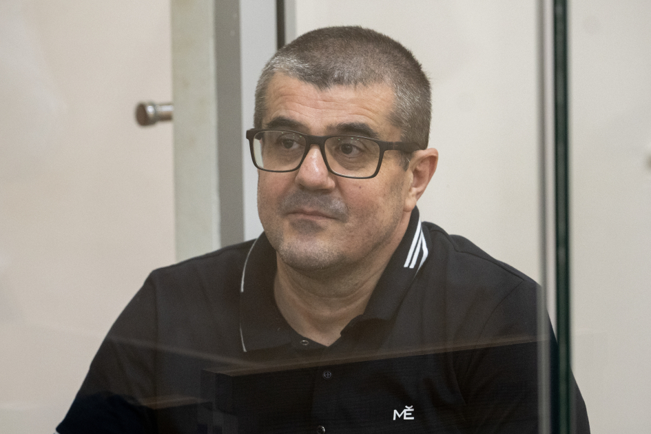 Ermənistan silahlı qüvvələrinin hücumları nəticəsində doğmaları itkin düşmüş, yaralanmış, mina qurbanı olmuş, əsirlikdə işgəncələrə məruz qalmış şəxslər məhkəmədə ifadə veriblər (FOTO)