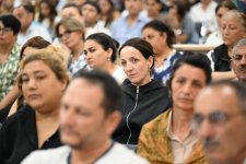 Ermənistan silahlı qüvvələrinin hücumları nəticəsində doğmaları itkin düşmüş, yaralanmış, mina qurbanı olmuş, əsirlikdə işgəncələrə məruz qalmış şəxslər məhkəmədə ifadə veriblər (FOTO)