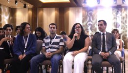Xankəndidə diaspor gəncləri ilə qlobal miqyaslı virtual icma və şəbəkələşmə mövzusunda müzakirələr aparılıb (FOTO)