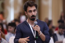 Diaspor Gənclərinin VI Yay Düşərgəsində “Qərbi Azərbaycan İrsi” kitabının təqdimatı keçirilib (FOTO)
