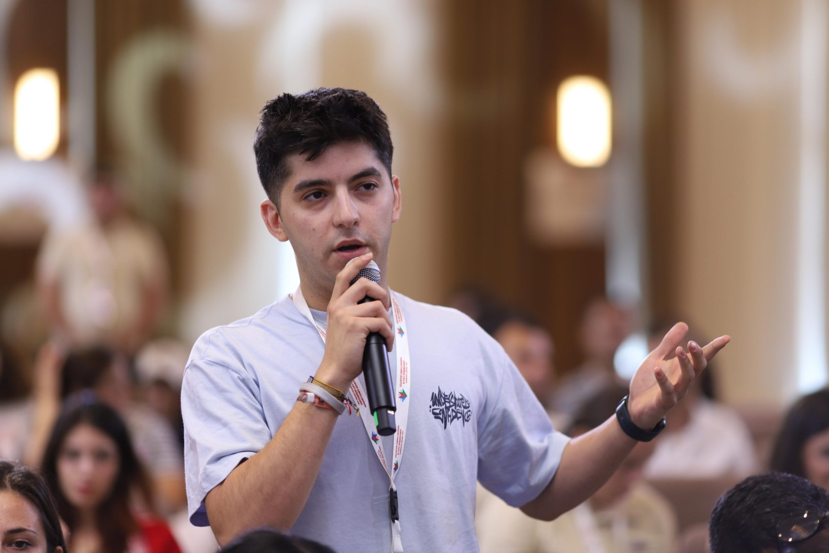 Diaspor Gənclərinin VI Yay Düşərgəsində "Qərbi Azərbaycan İrsi" kitabının təqdimatı keçirilib (FOTO)