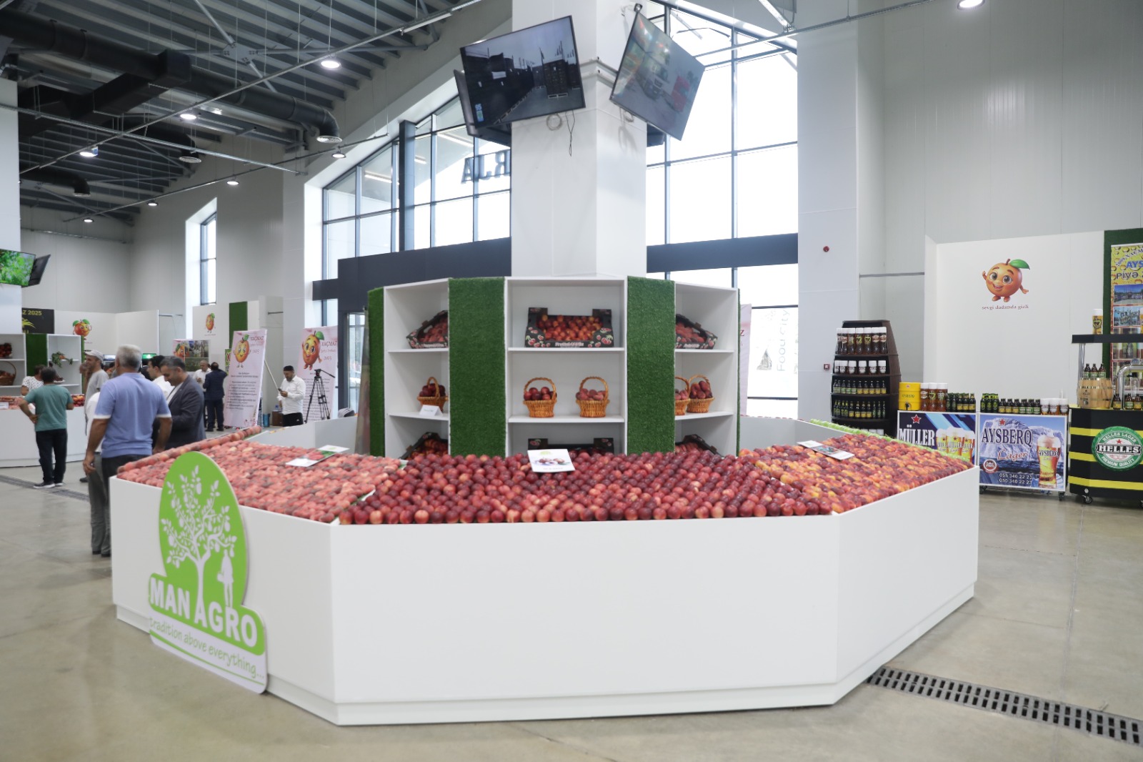 Xaçmazda “Aqrar Biznes” və “Şaftalı” festivalı keçirilib (FOTO)