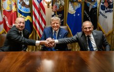 Azərbaycanın və Ermənistanın xarici işlər nazirləri sülhə dair saziş layihəsini paraflayıblar və ATƏT-in fəaliyyətdə olan sədrinə birgə müraciəti imzalayıblar (FOTO)