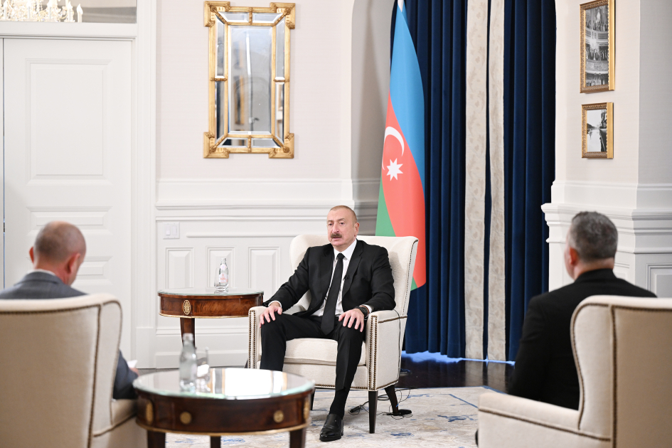 Prezident İlham Əliyev Vaşinqtonda Azərbaycanın media nümayəndələrinə müsahibə verib (FOTO/VİDEO)