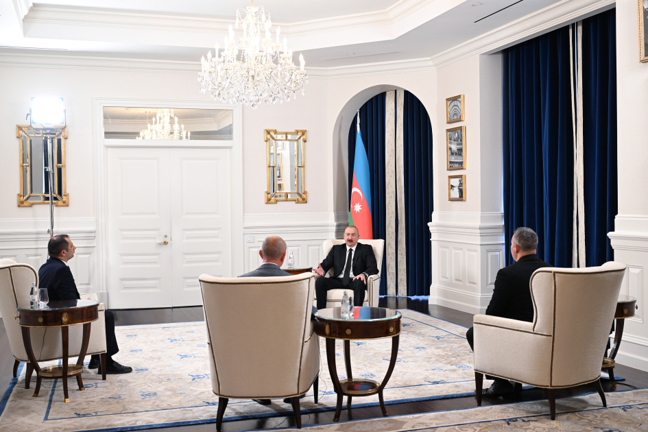 Prezident İlham Əliyev Vaşinqtonda Azərbaycanın media nümayəndələrinə müsahibə verib (FOTO/VİDEO)