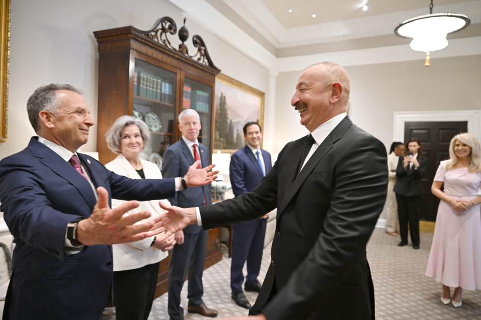 Prezident İlham Əliyev Ağ Evə gəlib (FOTO/VİDEO) (YENİLƏNİB)