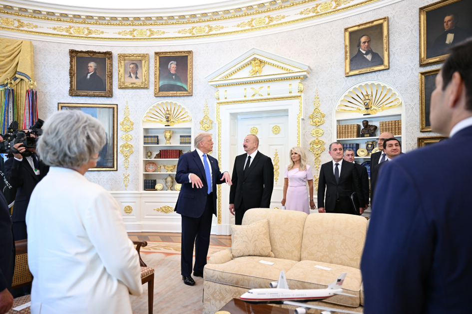 Prezident İlham Əliyev Ağ Evə gəlib (FOTO/VİDEO) (YENİLƏNİB)