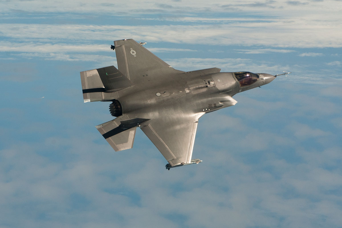 Britaniyanın “F-35B” qırıcısı Yaponiyada məcburi eniş edib