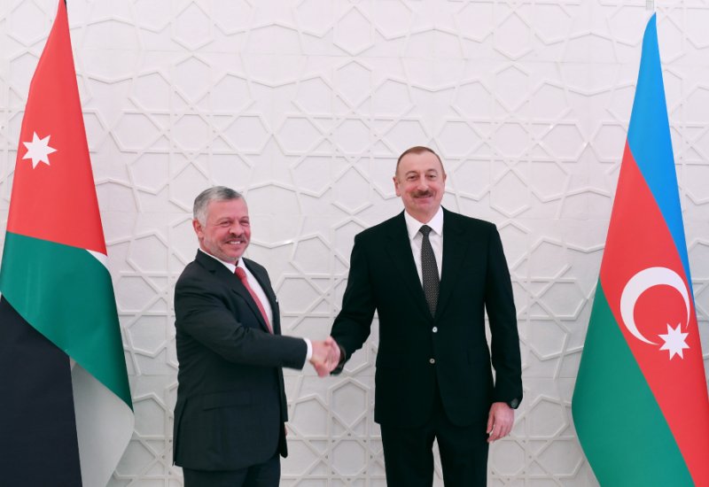İordaniya Kralı Prezident İlham Əliyevə zəng edib