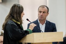 Ermənistan silahlı qüvvələrinin hücumları nəticəsində doğmaları öldürülmüş, yaralanmış, mina qurbanı olmuş, əsirlikdə və girovluqda işgəncələrə məruz qalmış şəxslər məhkəmədə ifadə veriblər (FOTO)