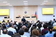 Ermənistan silahlı qüvvələrinin hücumları nəticəsində doğmaları öldürülmüş, yaralanmış, mina qurbanı olmuş, əsirlikdə və girovluqda işgəncələrə məruz qalmış şəxslər məhkəmədə ifadə veriblər (FOTO)