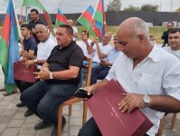 Xocalının Xanyurdu kəndinə 62 nəfər qayıtdı, açarlar təqdim edilib (FOTO) (YENİLƏNİB)