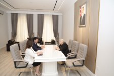 Xaçmazda Sürəyya Əmirova Fəxri Fərmanla təltif edilib (FOTO)
