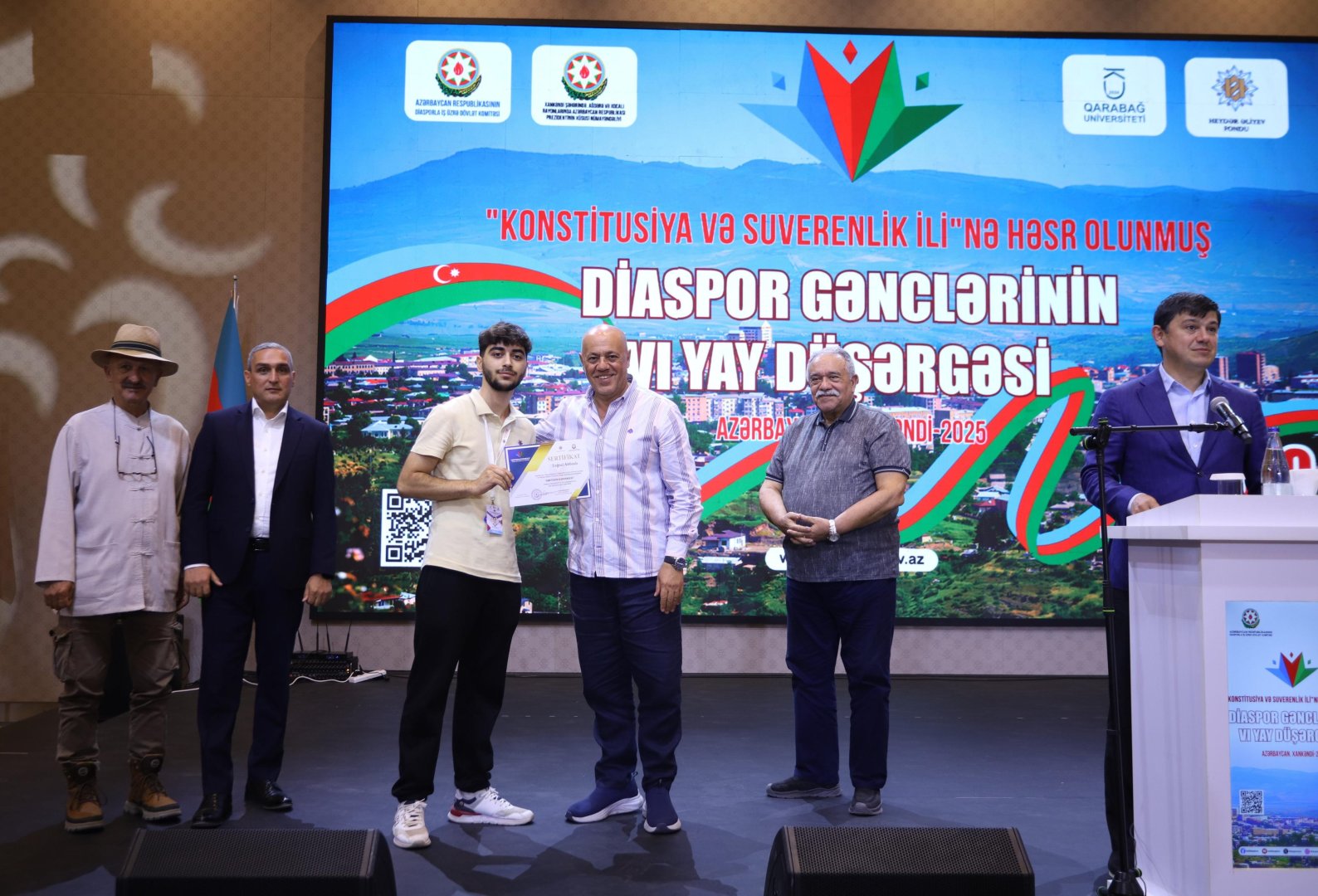Diaspor Gənclərinin VI Yay Düşərgəsi başa çatıb (FOTO)