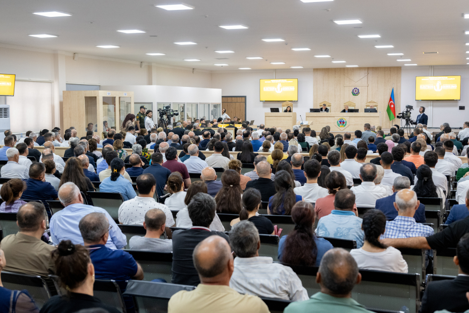 Ermənistan silahlı qüvvələrinin hücumları nəticəsində doğmaları öldürülmüş, yaralanmış, mina qurbanı olmuş, əsirlikdə və girovluqda işgəncələrə məruz qalmış şəxslər məhkəmədə ifadə veriblər (FOTO)