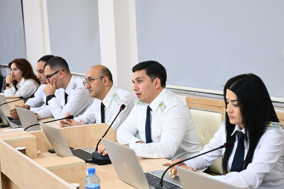 Ermənistan silahlı qüvvələrinin hücumları nəticəsində doğmaları öldürülmüş, yaralanmış, mina qurbanı olmuş, əsirlikdə və girovluqda işgəncələrə məruz qalmış şəxslər məhkəmədə ifadə veriblər (FOTO)
