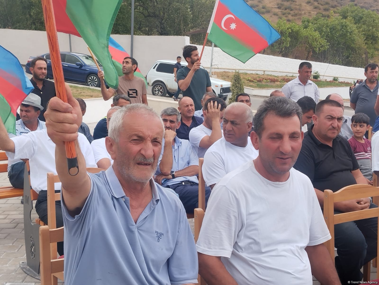 Xocalının Xanyurdu kəndinə 62 nəfər qayıtdı, açarlar təqdim edilib (FOTO) (YENİLƏNİB)