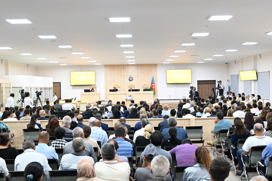 Ruben Vardanyanın məhkəməsində zərərçəkmiş şəxslərin və zərərçəkmişlərin hüquqi varislərinin ifadələri dinlənilib (FOTO)