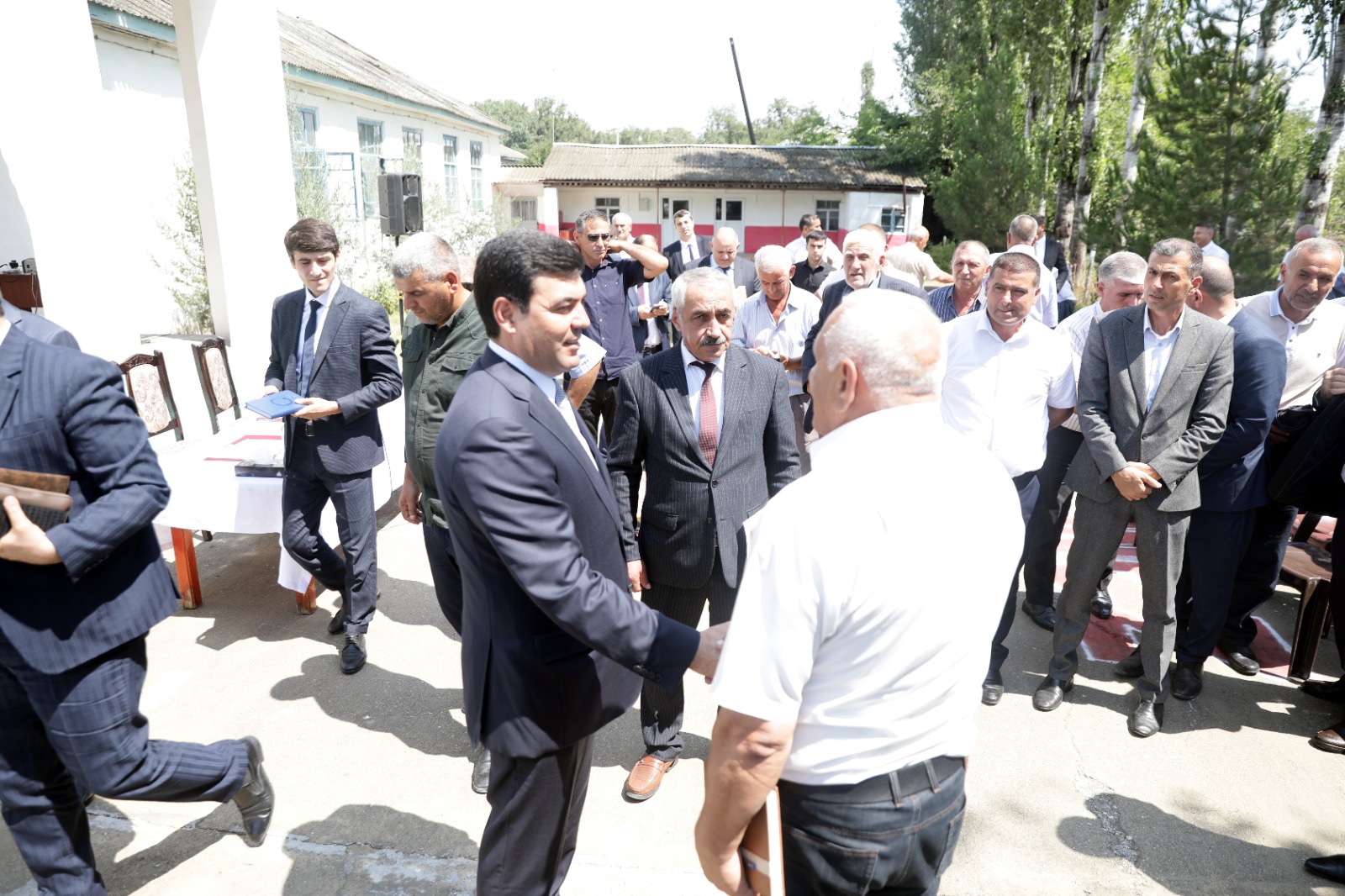 Xaçmazın Dədəli kəndində səyyar qəbul keçirilib (FOTO)